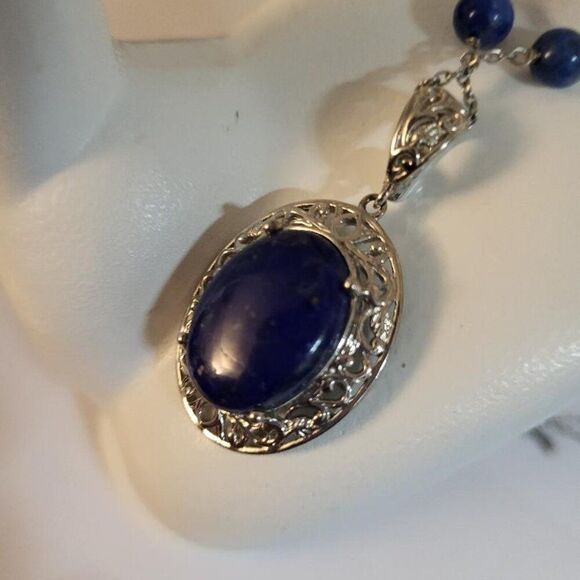 Karis, New, Stamped, Blue Lapis Lazuli Necklace, 18 Inches, Platinum Plating. - Picture 4 of 6